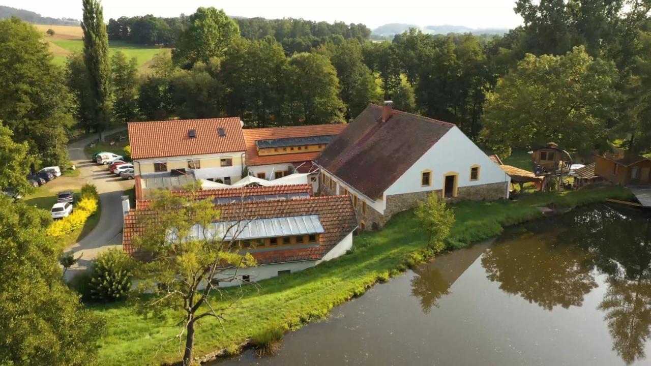 Treehouse Kremilek Villa Jesenice  Eksteriør billede